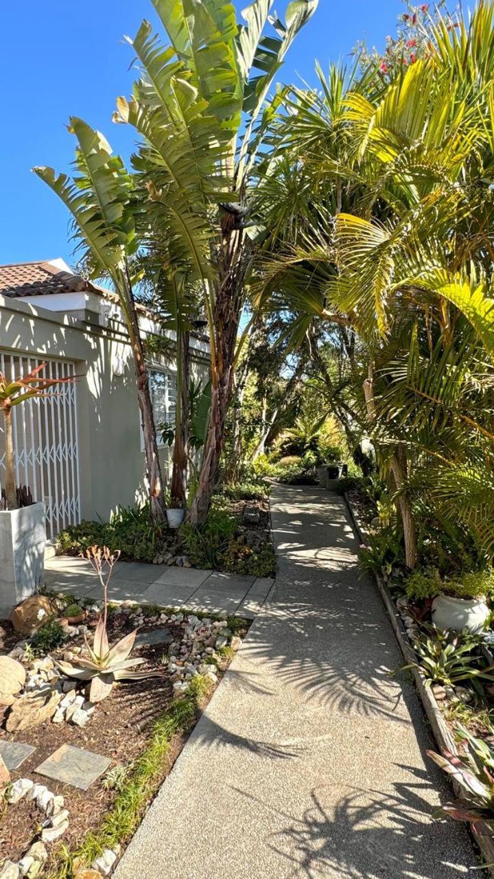Plett57 - Self Catering - Room No2 Плетенбърг Бей Екстериор снимка